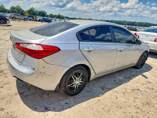 2015 KIA FORTE