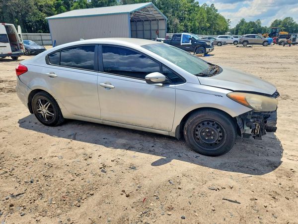 2015 KIA FORTE