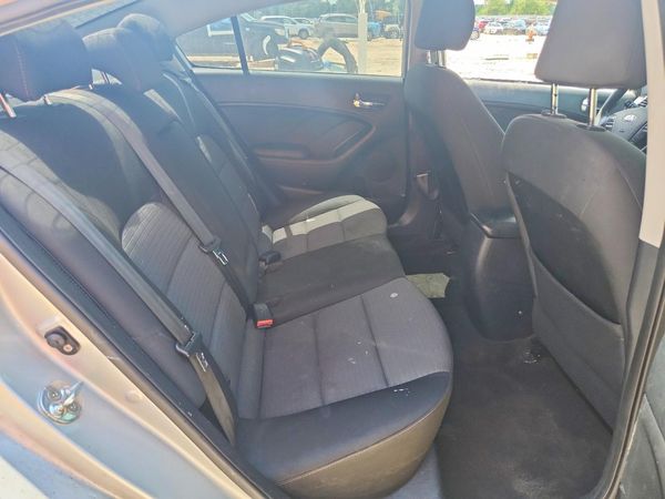 2015 KIA FORTE