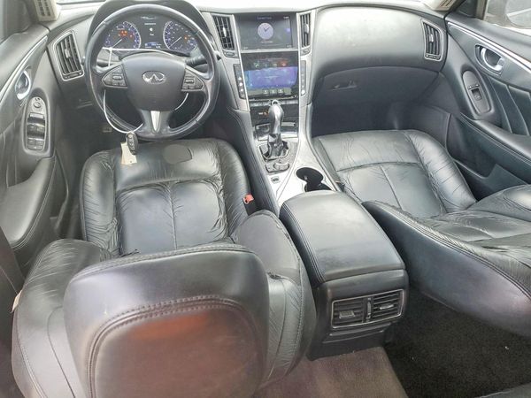 2015 INFINITI Q50