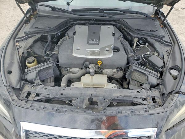 2015 INFINITI Q50
