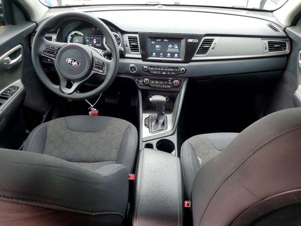 2019 KIA NIRO