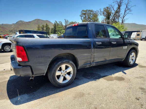 2015 RAM 1500 ST