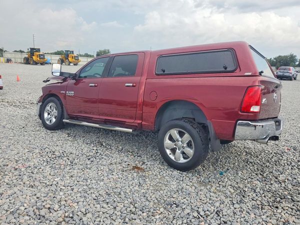 2016 RAM 1500 SLT