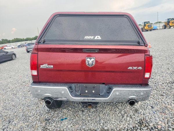 2016 RAM 1500 SLT