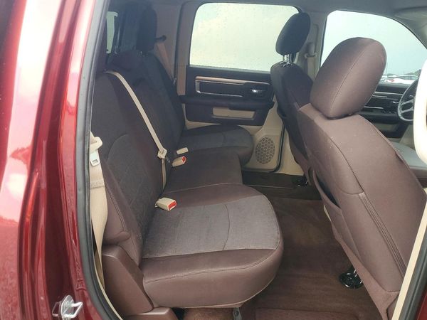 2016 RAM 1500 SLT
