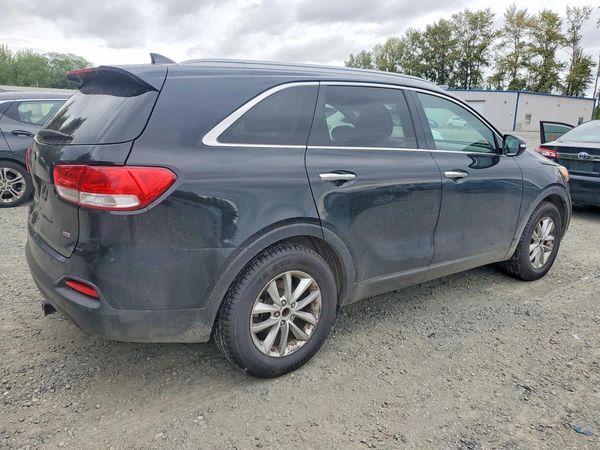 2016 KIA SORENTO L / LX