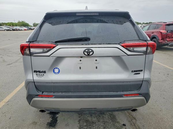 2022 TOYOTA RAV4 Limited