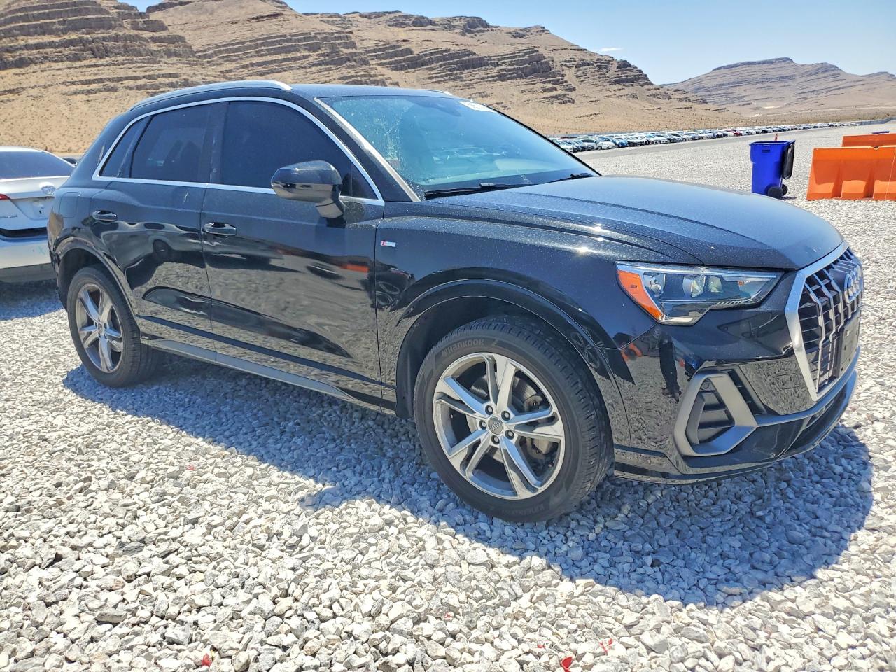 2020 AUDI Q3 S Line quattro Premium