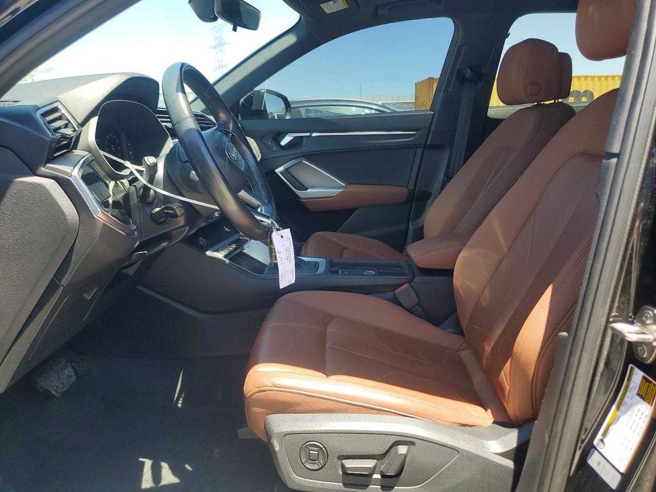 2020 AUDI Q3 S Line quattro Premium