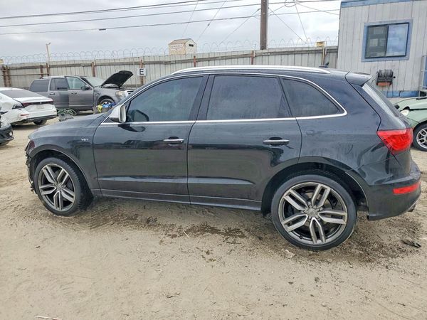 2016 AUDI SQ5 quattro Premium Plus