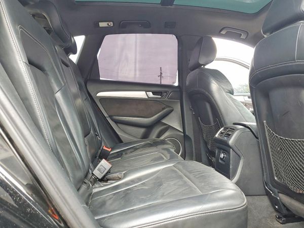 2016 AUDI SQ5 quattro Premium Plus