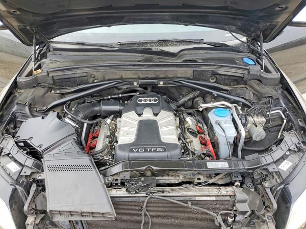 2016 AUDI SQ5 quattro Premium Plus