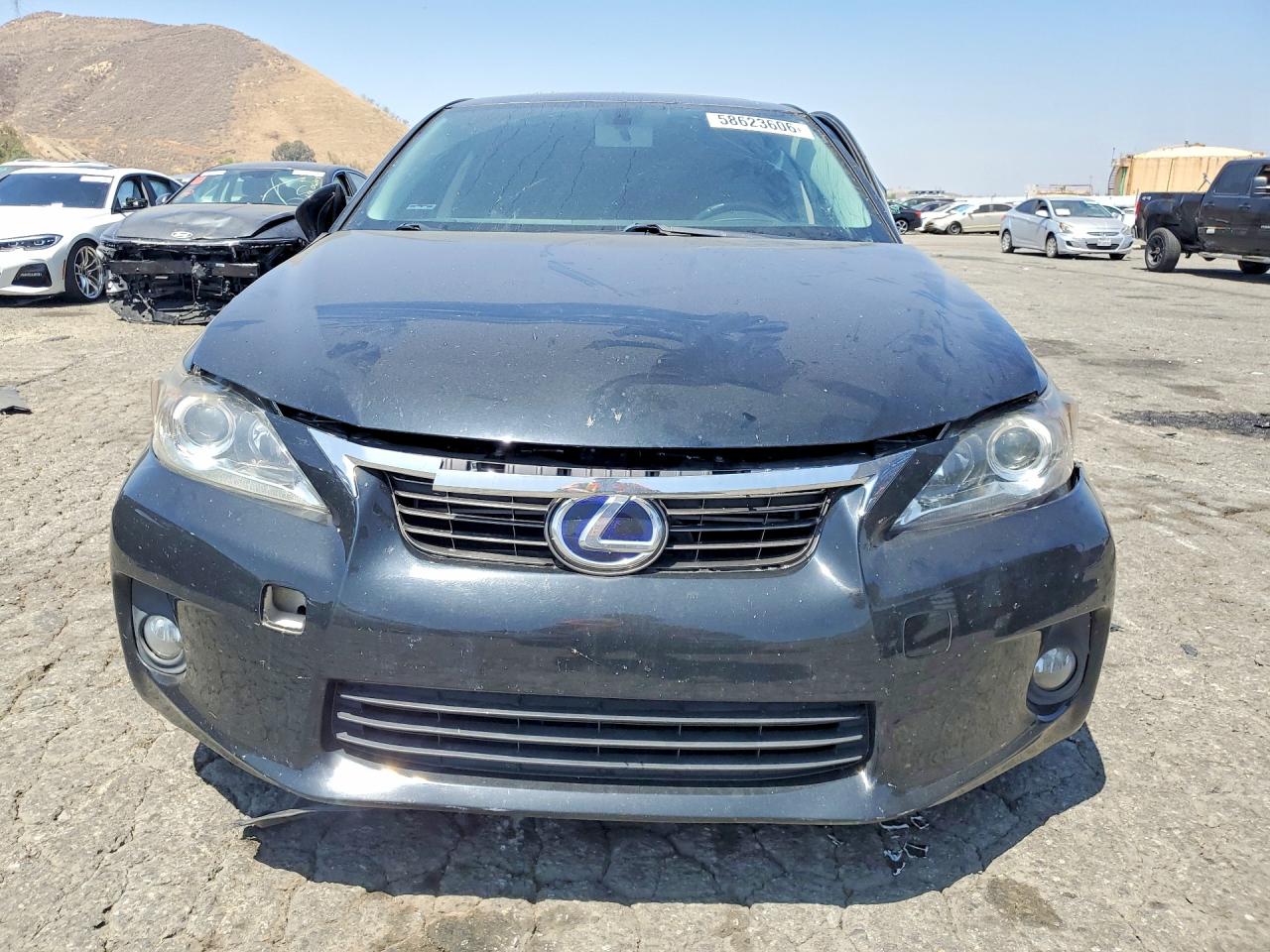 2013 LEXUS CT 200h