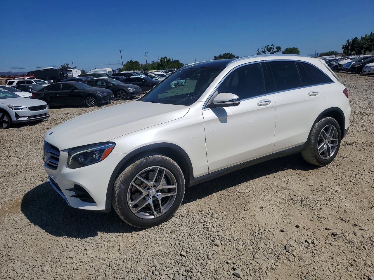 2017 MERCEDES-BENZ GLC GLC300 Base-4M