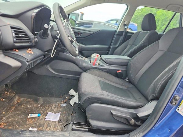 2020 SUBARU OUTBACK Base