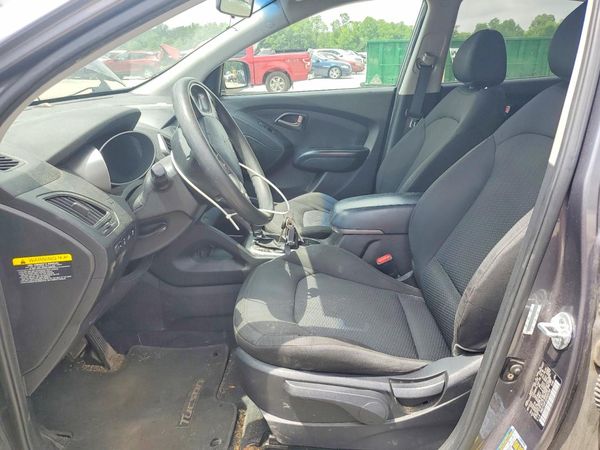 2014 HYUNDAI TUCSON GL (Middle-low Level) — DENT