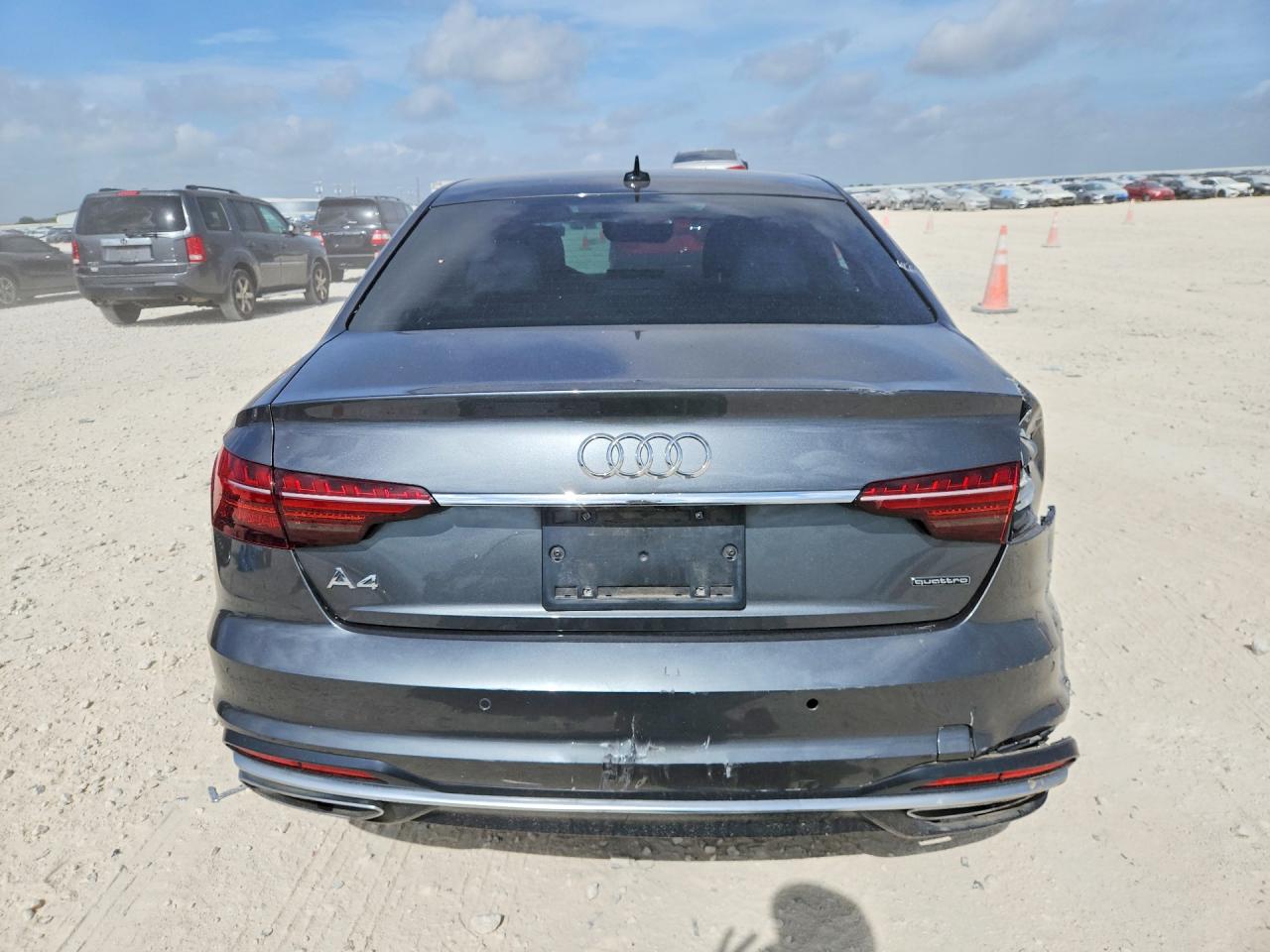 2022 AUDI A4