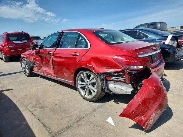 2017 MERCEDES-BENZ C C300