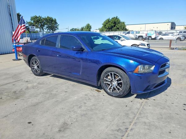 2014 DODGE CHARGER SE