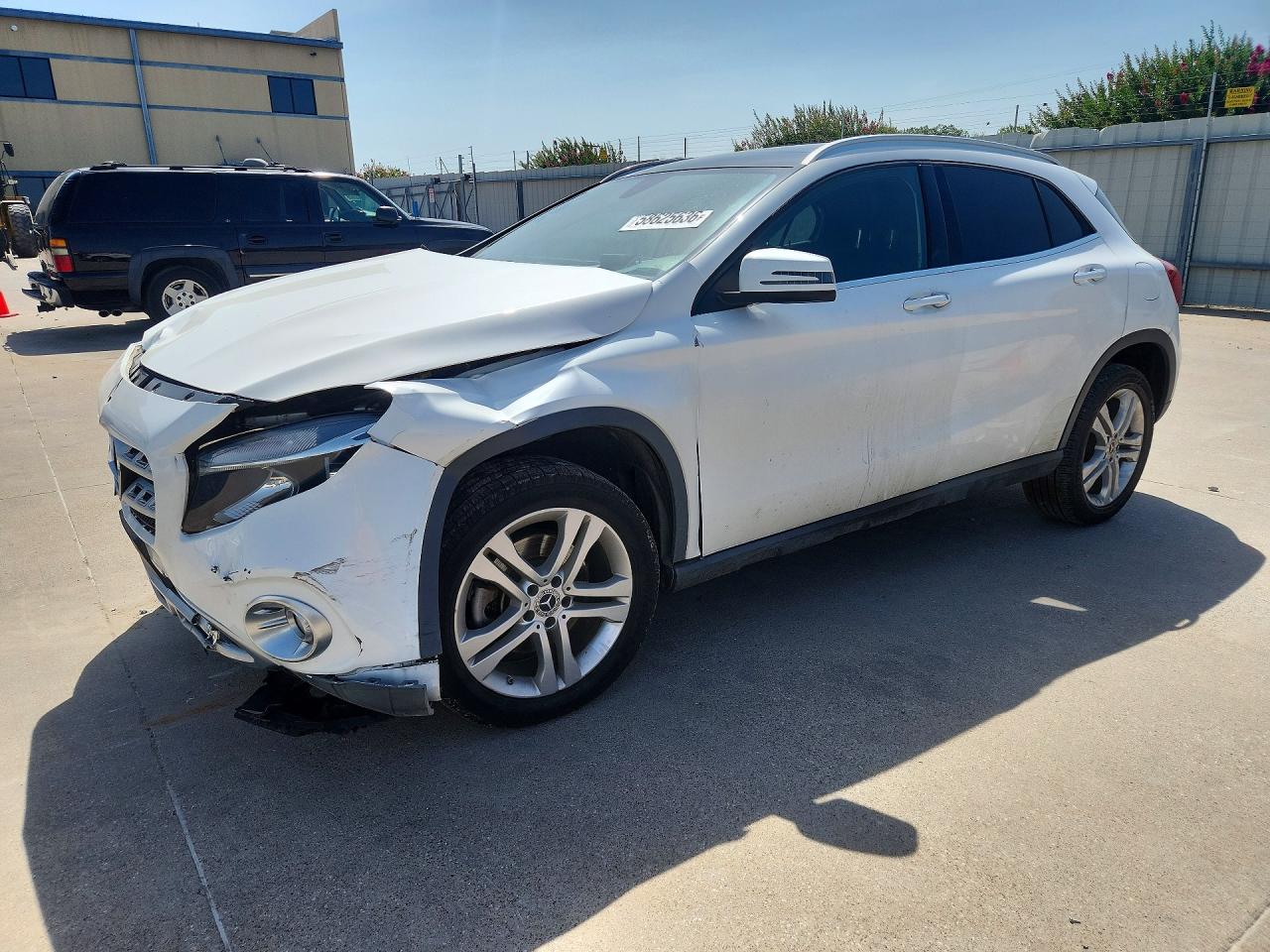 2019 MERCEDES-BENZ GLA