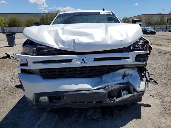 2021 CHEVROLET SILVERADO RST
