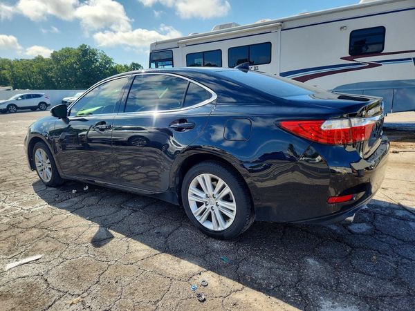 2015 LEXUS ES