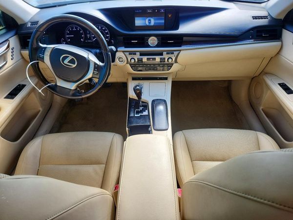 2015 LEXUS ES