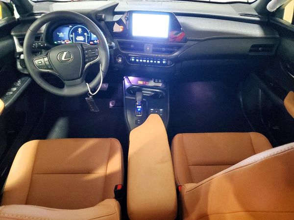 2026 LEXUS UX 300H