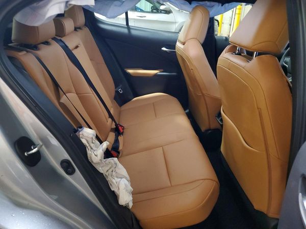 2026 LEXUS UX 300H