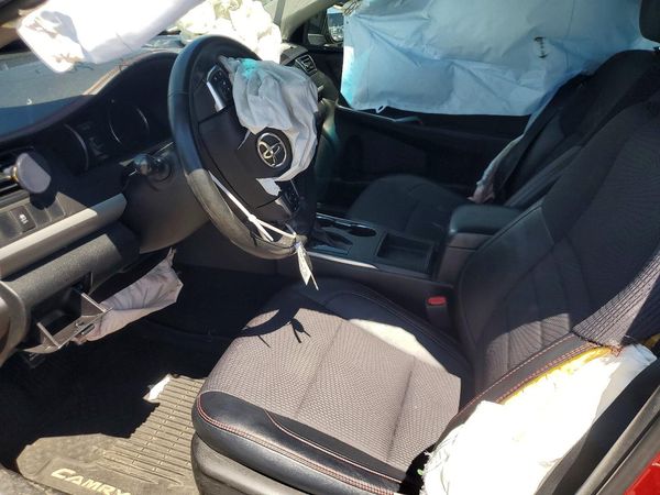 2016 TOYOTA CAMRY — DENT
