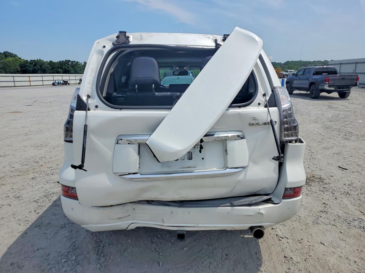 2016 LEXUS GX 460