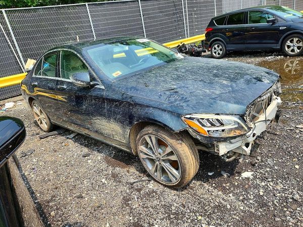 2019 MERCEDES-BENZ C
