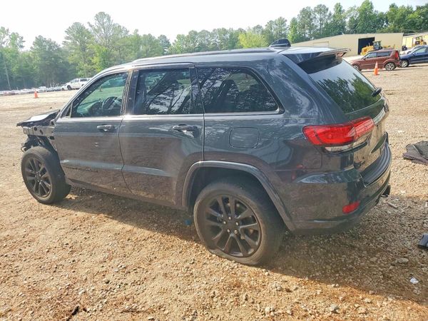 2017 JEEP GRAND CHEROKEE LAREDO 4X4
