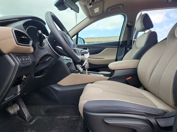 2019 HYUNDAI SANTA FE SE