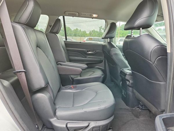 2024 TOYOTA GRAND HIGHLANDER