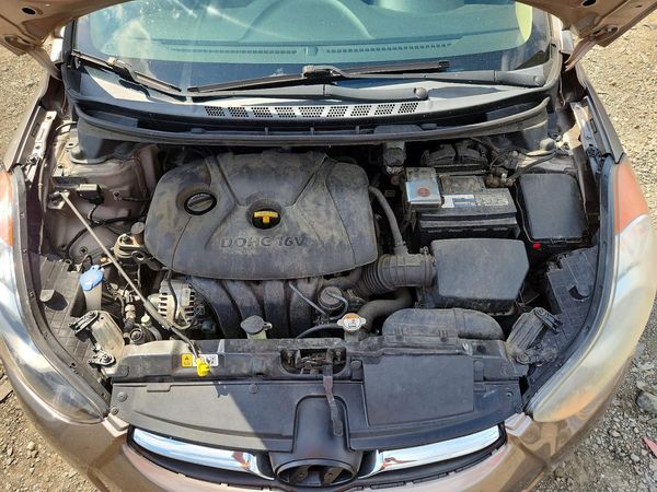 2013 HYUNDAI ELANTRA