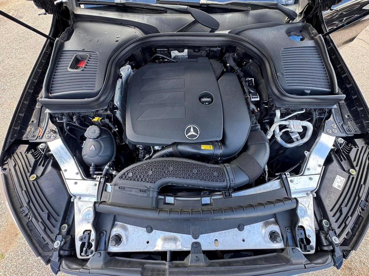 2022 MERCEDES-BENZ GLC GLC300