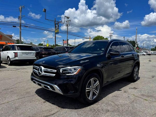 2022 MERCEDES-BENZ GLC