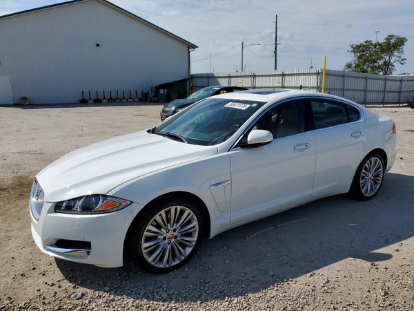 2014 JAGUAR XF