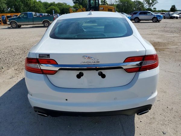 2014 JAGUAR XF