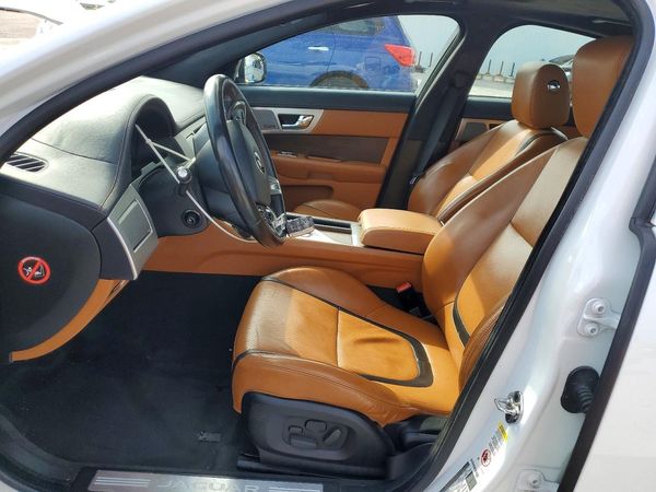 2014 JAGUAR XF