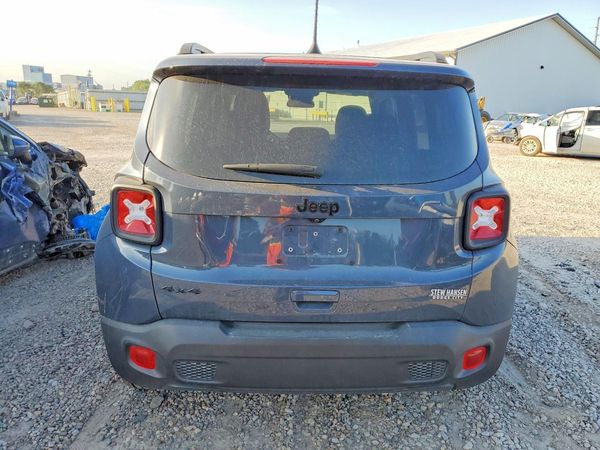 2023 JEEP RENEGADE LATITUDE 4X4