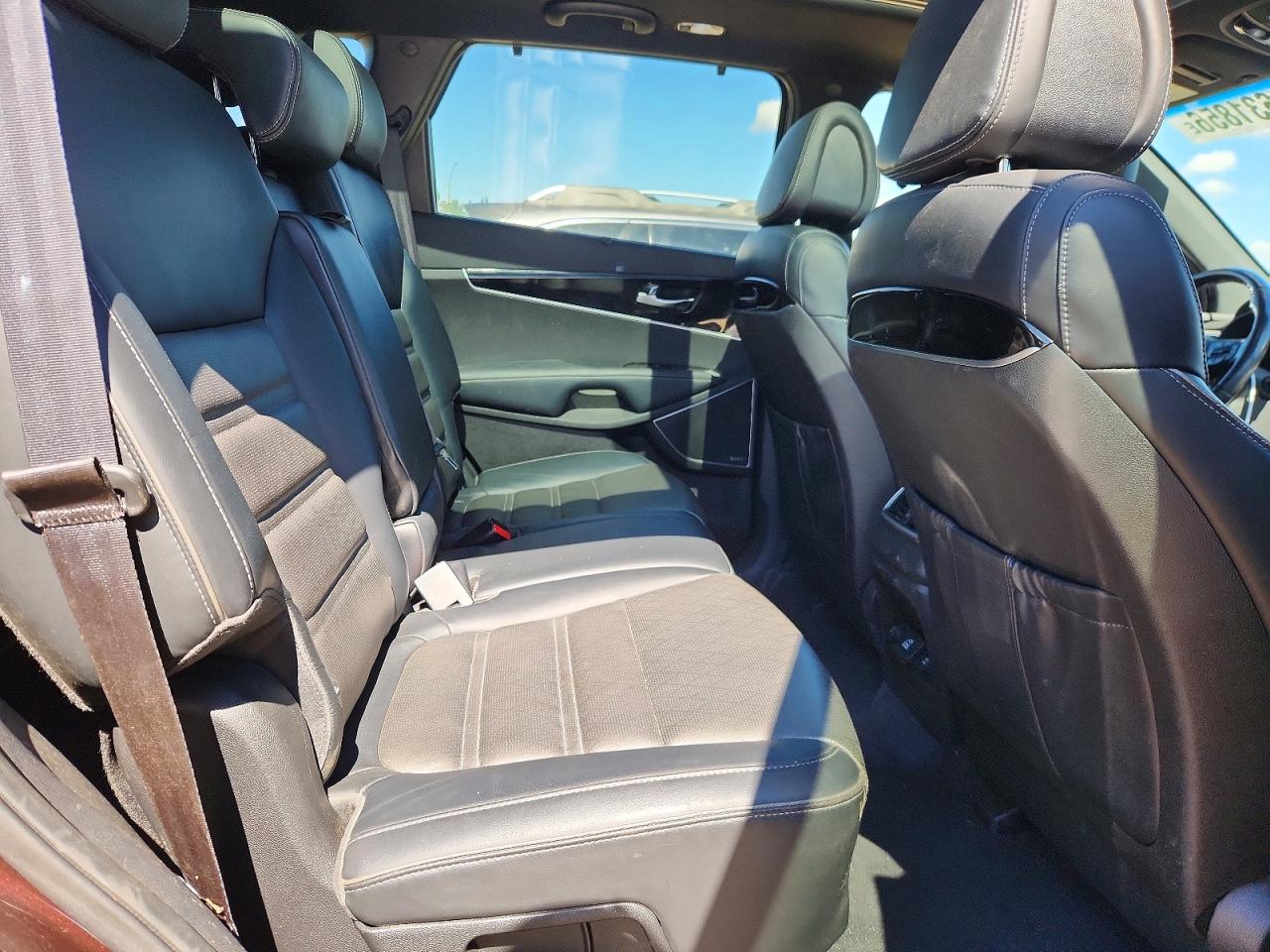 2016 KIA SORENTO SX / SX Limited
