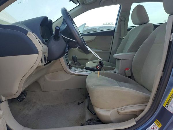 2013 TOYOTA COROLLA