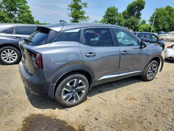 2025 NISSAN KICKS SV
