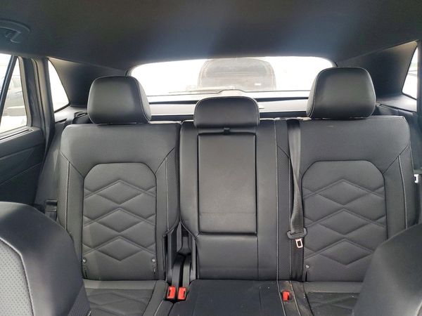 2024 VOLKSWAGEN ATLAS CROSS SPORT 4Motion SE w/Technology
