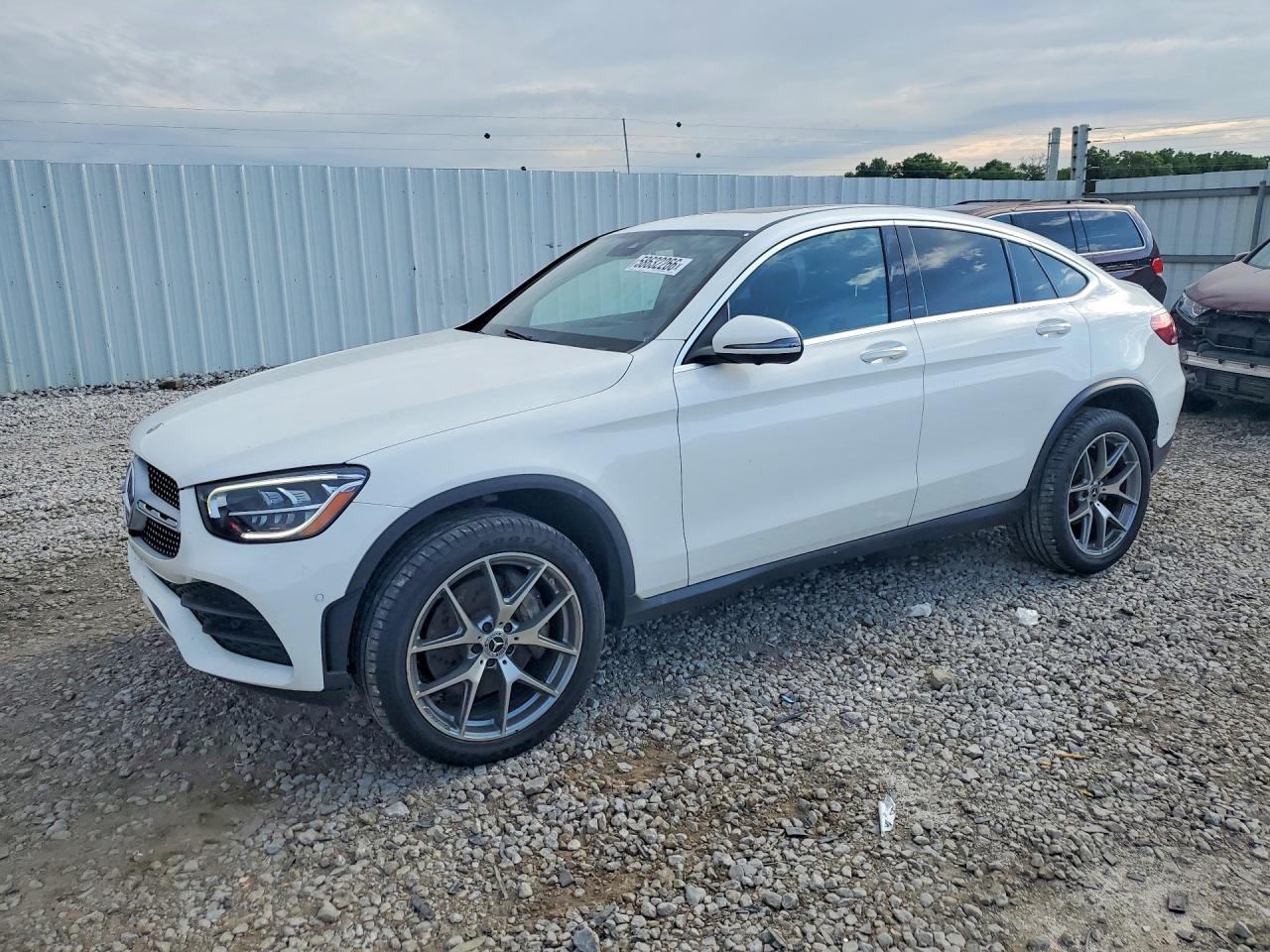 2022 MERCEDES-BENZ GLC COUPE GLC300 4MATIC — Front 3/4