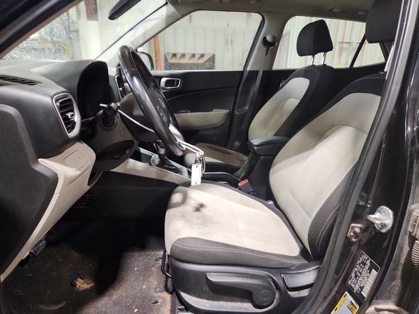2021 HYUNDAI VENUE SEL & Denim