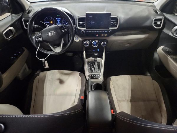 2021 HYUNDAI VENUE SEL & Denim